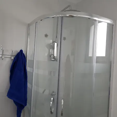 Appartement Ground Floor Dolphin House